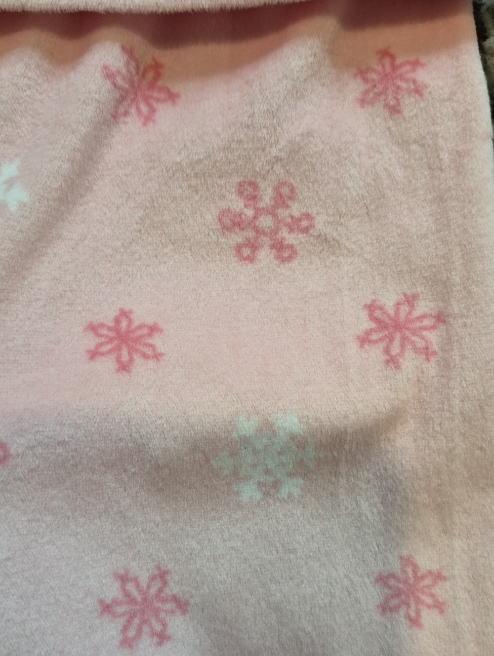 Peanuts Pink Fleece Pajama Set - Picture 3 of 5